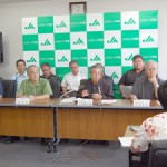 ＪＡおきなわは臨時の記者会見を開き、７月に県内家畜競りを再開することを発表した