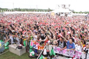 ロックフェスティバルは、ケツメイシなど人気バンドが出演。地域に大きな経済効果をもたらした