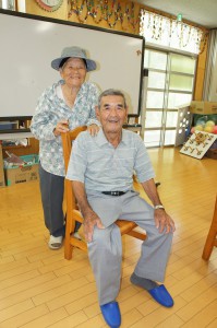 狩俣　三郎さん（８９歳）妻・千代さん（９０歳）