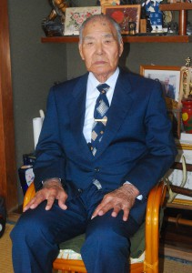 下地　栄さん（９０歳）