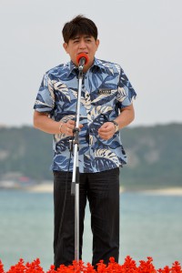 沖縄観光コンベンションビューローの安里会長が祝辞を述べた
