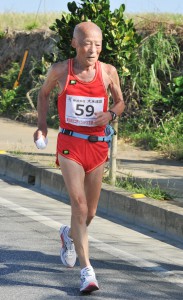 最高齢の小野寺和一さん、３年連続でフルマラソン完走