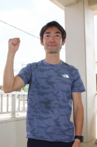 アジア最高峰のトレイルランニング大会に出場する松田さん＝23日、宮古高校